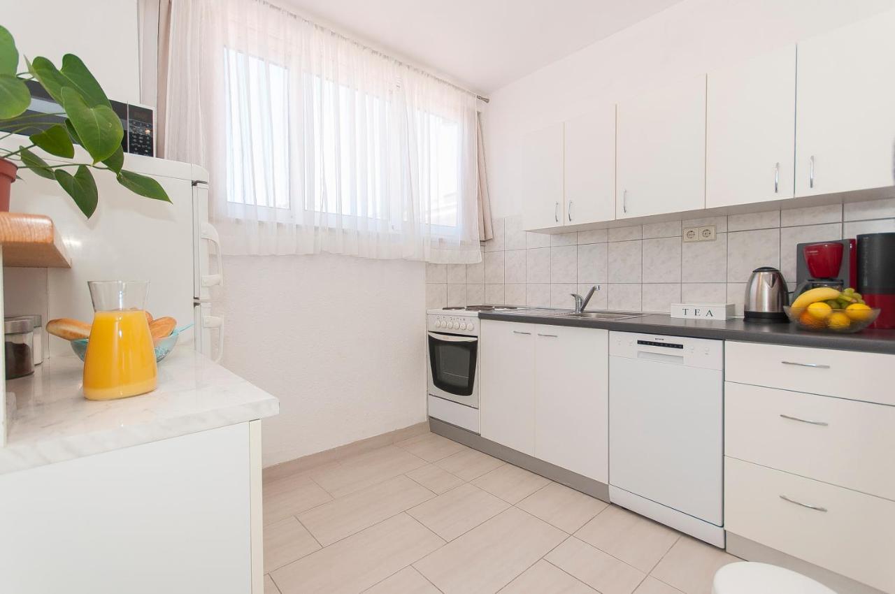 Apartment Luna Omiš Exteriér fotografie